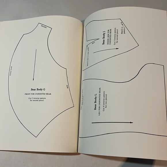 NWT Make Your Own Teddy Bears Instructions Patterns Clothing BOOK Crafters - Picture 16 of 17